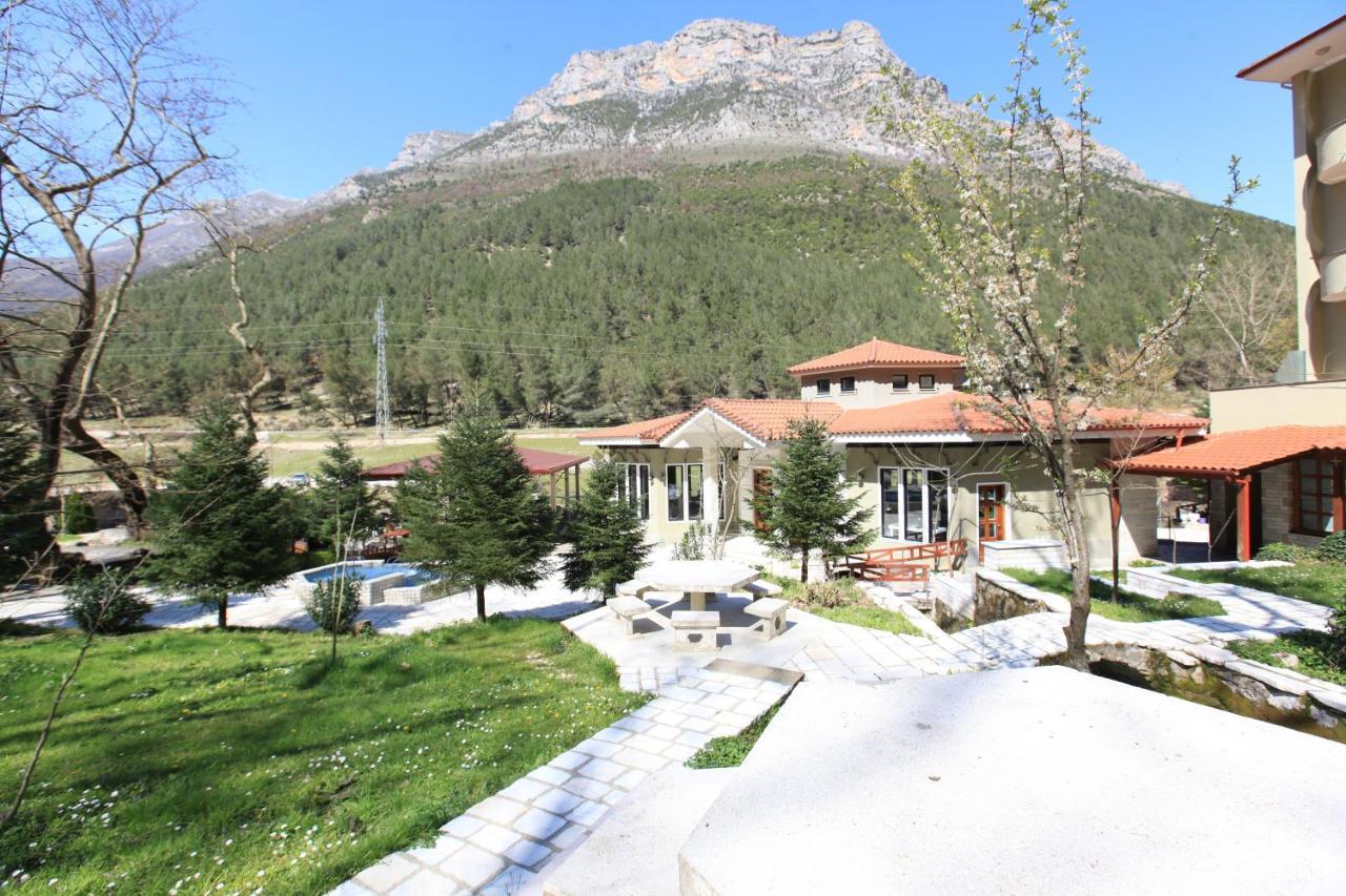 Hotel Gryka E Kelcyres ภายนอก รูปภาพ