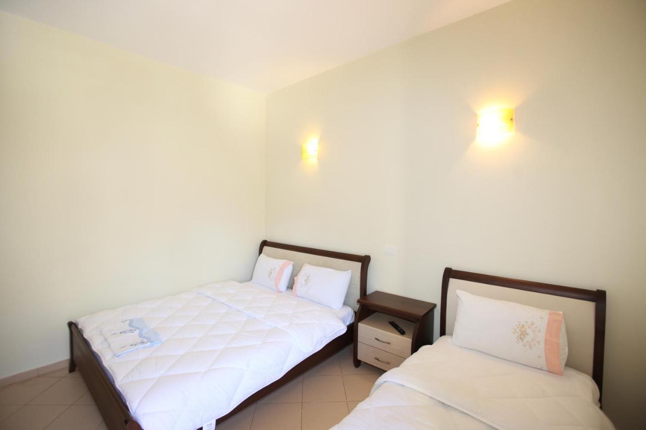 Hotel Gryka E Kelcyres ภายนอก รูปภาพ