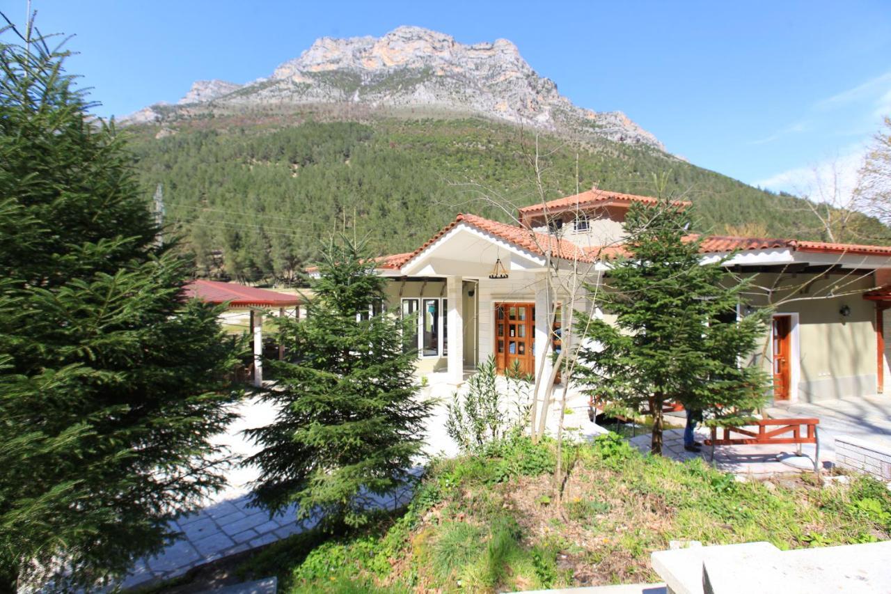 Hotel Gryka E Kelcyres ภายนอก รูปภาพ