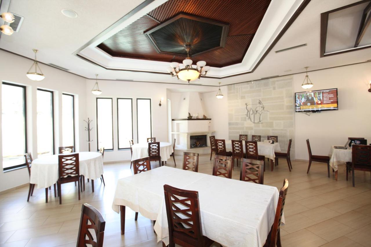 Hotel Gryka E Kelcyres ภายนอก รูปภาพ