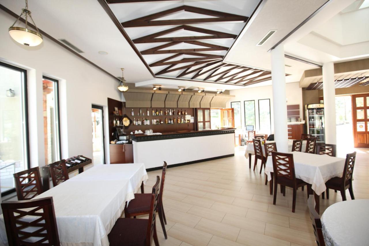Hotel Gryka E Kelcyres ภายนอก รูปภาพ